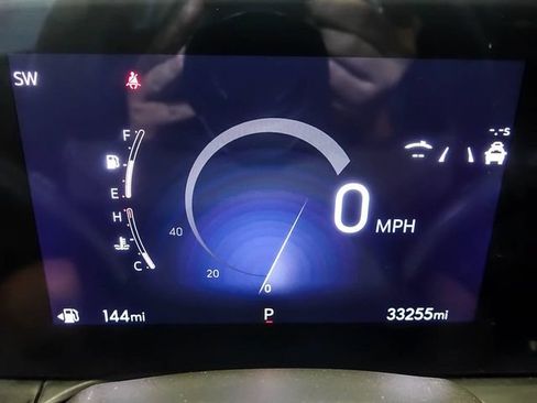 Used 2025 Buick Envista Sport Touring w/ Convenience I Package FWD image 20