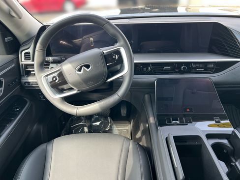 Used 2025 INFINITI QX80 Pure AWD/4WD image 16