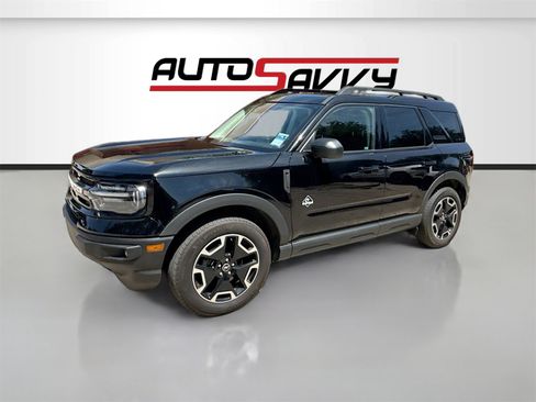 Used 2023 Ford Bronco Sport Outer Banks w/ Tech Package image 3