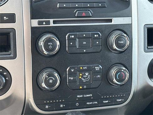 Used 2017 Ford Expedition EL XLT image 21