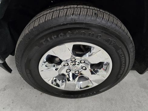 Used 2023 RAM 1500 Lone Star AWD/4WD image 11