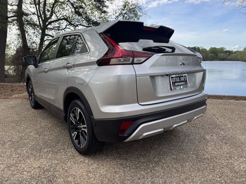 Used 2023 Mitsubishi Eclipse Cross SE image 8
