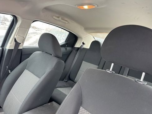 Used 2009 Dodge Avenger SE image 12