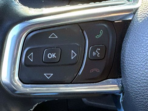 Used 2023 Jeep Wrangler Unlimited Sahara w/ Cold Weather Group image 15