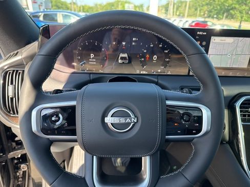 New 2025 Nissan Armada Platinum Reserve image 14