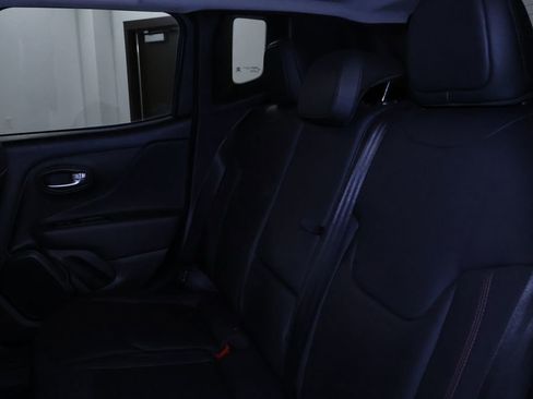 Used 2020 Jeep Renegade Trailhawk w/ Premium Leather Group image 17