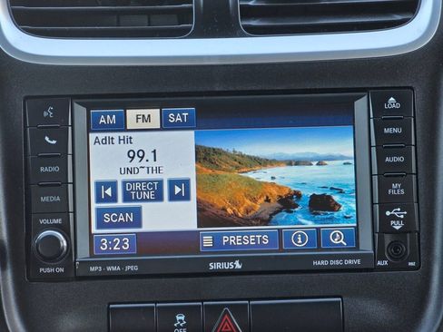 Used 2011 Dodge Avenger Heat image 12