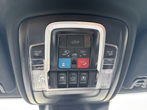 New 2026 RAM 2500 Laramie w/ Night Edition AWD/4WD image 21