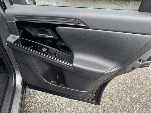 Certified 2023 Subaru Solterra AWD image 18