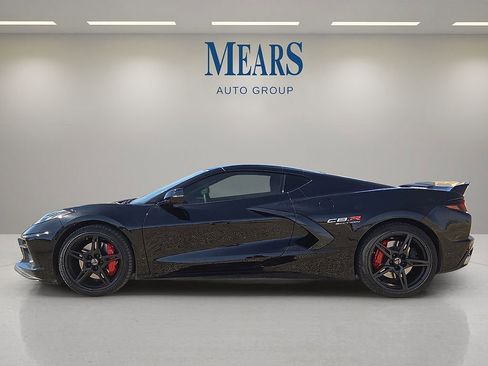 Used 2023 Chevrolet Corvette Stingray Preferred Cpe w/ Z51 Performance Package image 2
