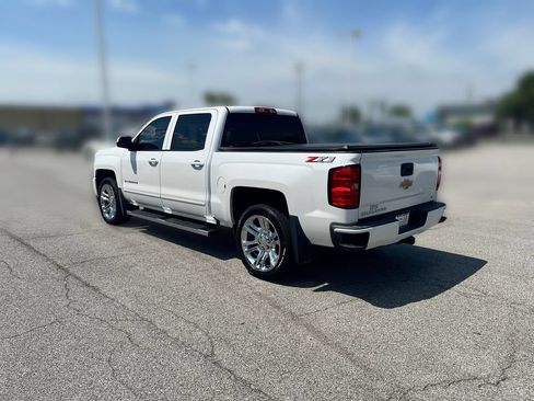 Used 2018 Chevrolet Silverado 1500 LT w/ True North Edition AWD/4WD image 3