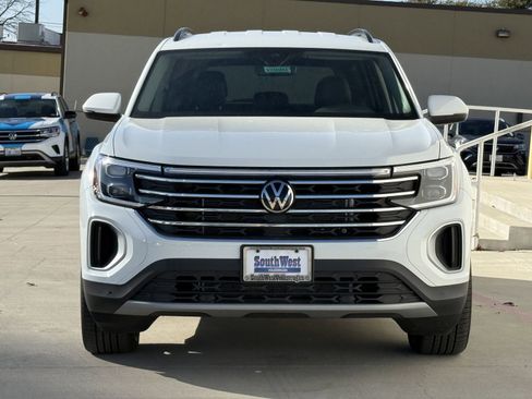 New 2025 Volkswagen Atlas SE image 7