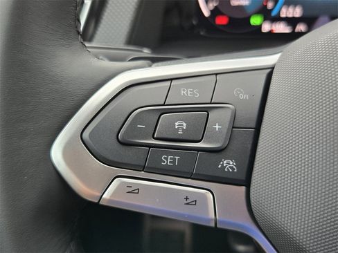 New 2026 Volkswagen Atlas Cross Sport SEL Premium R-Line image 13