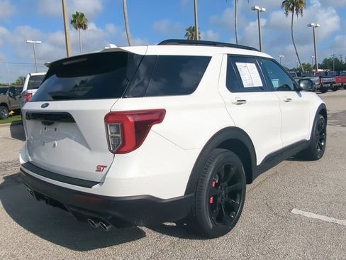 Certified 2023 Ford Explorer ST w/ Equipment Group 401A AWD/4WD image 4