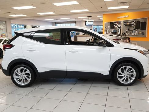 New 2027 Chevrolet Bolt LT w/ Comfort Package image 11