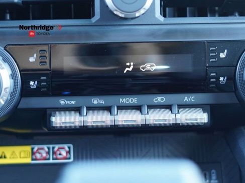 Used 2025 Toyota 4Runner TRD Off-Road Premium image 33