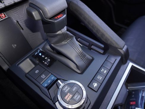 New 2026 Toyota Tacoma TRD Off-Road image 18