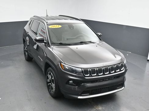Used 2023 Jeep Compass Limited AWD/4WD image 25