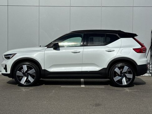 Used 2023 Volvo XC40 Recharge Ultimate w/ Protection Package Premier AWD/4WD image 2