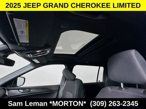 New 2025 Jeep Grand Cherokee L Laredo image 20