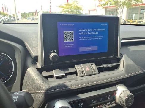 Used 2025 Toyota RAV4 XLE Premium image 19