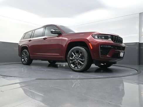 New 2026 Jeep Grand Cherokee L Limited AWD/4WD image 19