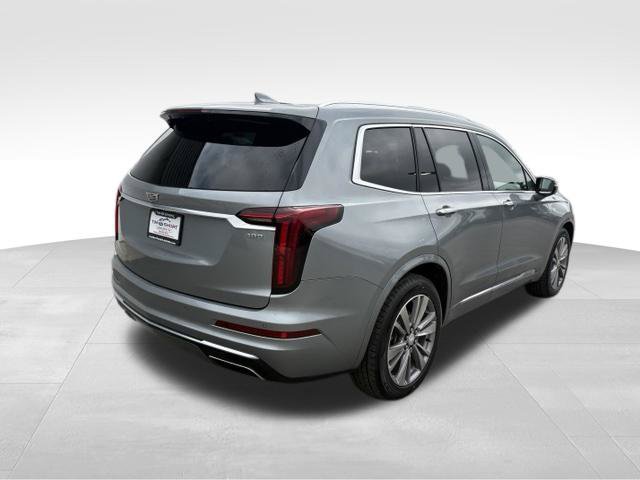 Used 2023 Cadillac XT6 Premium Luxury FWD image 2