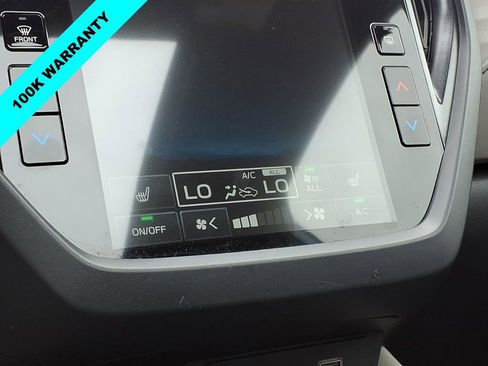 Certified 2025 Subaru Forester Premium AWD/4WD image 13