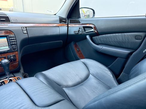 Used 2004 Mercedes-Benz S 500 Sedan image 22