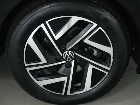 Certified 2024 Volkswagen Jetta SEL FWD image 10
