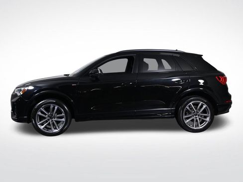 Certified 2025 Audi Q3 2.0T Premium w/ Convenience Package AWD/4WD image 2