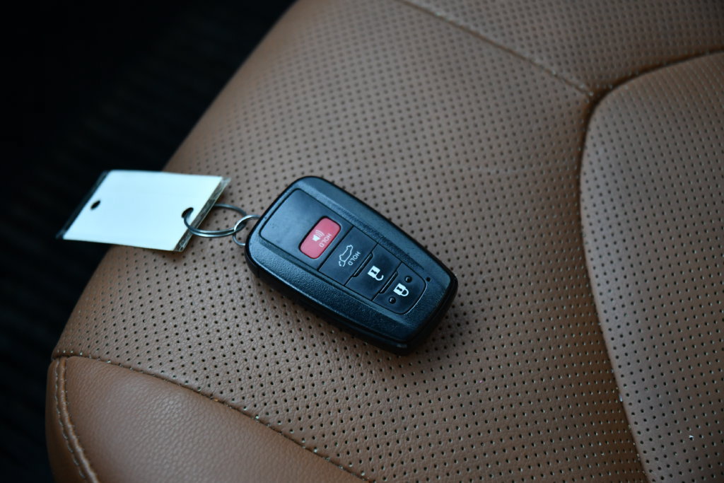 Used 2021 Toyota Highlander Platinum AWD/4WD image 20
