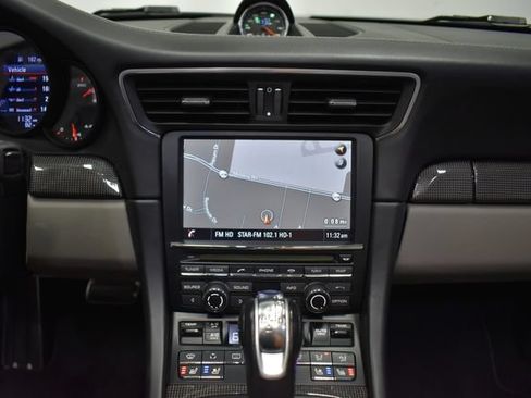 Used 2013 Porsche 911 Carrera 4S AWD/4WD image 19