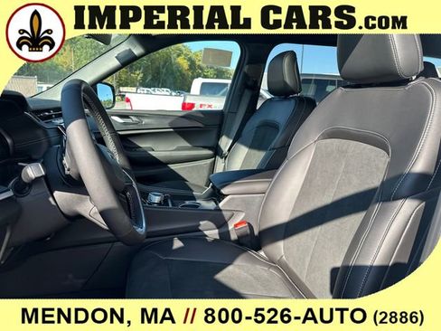 New 2025 Jeep Grand Cherokee L Altitude image 39