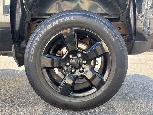 Used 2017 Chevrolet Silverado 1500 W/T w/ Black Out Edition RWD image 11