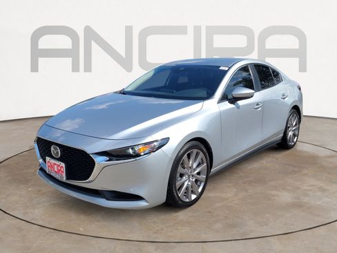 Used 2020 MAZDA MAZDA3 Sedan w/ Select Package FWD image 6