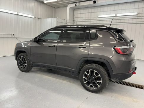 Used 2019 Jeep Compass Trailhawk w/ Cold Weather Group AWD/4WD image 7