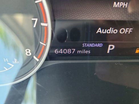 Used 2022 Nissan Rogue SV FWD image 22