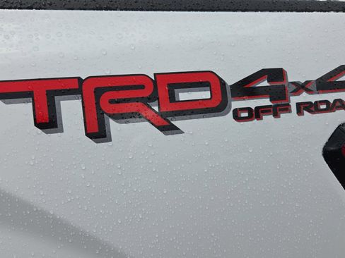 Certified 2025 Toyota Tundra Limited w/ TRD Off-Road Package AWD/4WD image 31