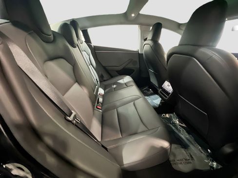 Used 2025 Tesla Model 3 Long Range image 22