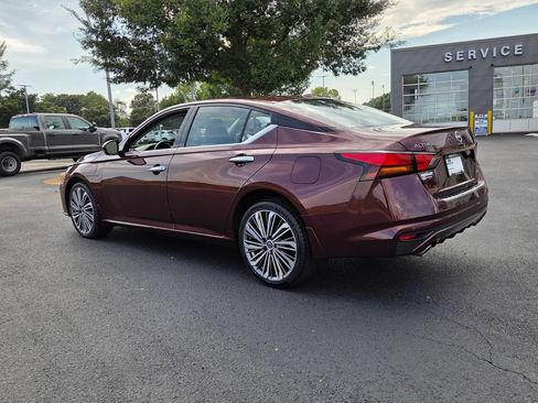 Used 2023 Nissan Altima 2.5 SL AWD/4WD image 7