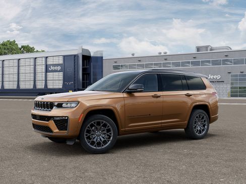 New 2026 Jeep Grand Cherokee L Summit w/ Obsidian Package AWD/4WD image 10