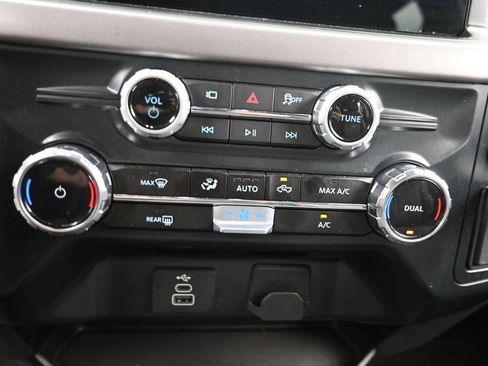Used 2025 Ford F150 XLT w/ Equipment Group 301A Standard AWD/4WD image 20