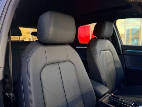 Used 2025 Audi Q3 2.0T Premium Plus w/ Premium Plus Package image 22