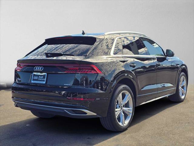 Used 2023 Audi Q8 Premium Plus w/ Premium Plus Package AWD/4WD image 3