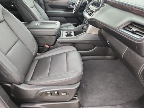 Used 2023 Chevrolet Tahoe Z71 w/ Off-Road Capability Package AWD/4WD image 1