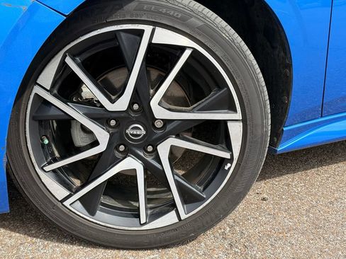Used 2024 Nissan Sentra SR FWD image 13