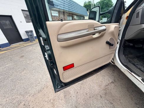 Used 1999 Ford F250 XL RWD image 44