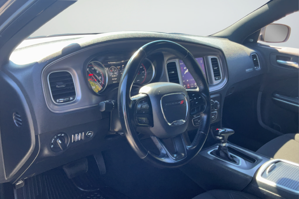 Used 2023 Dodge Charger SXT RWD image 23