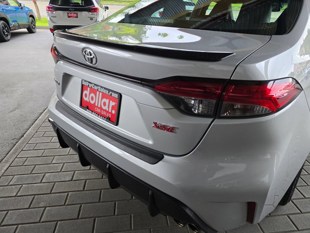 Used 2024 Toyota Corolla XSE FWD image 15